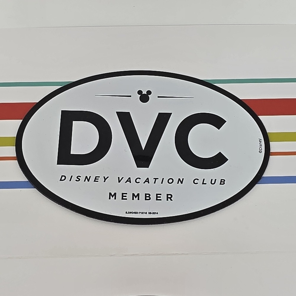 Lot of 2 New Disney Vacation Club DVC Member Authentic Oval Magnets Mickey Head - Picture 4 of 8